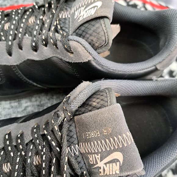 Size 9.5 Men Nike Air Force 1 07 LV8 Black CD0888-001 - Picture 9 of 14